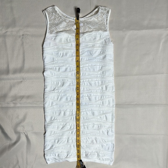 Colorful White Fitted Dress With White Floral Designs - Picture 6 of 11